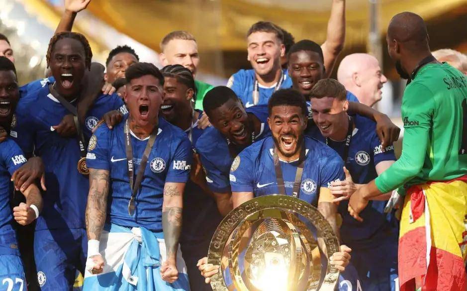 欧冠关键战：切尔西主场迎战轮换纽卡，蓝军能否借势再下一城？