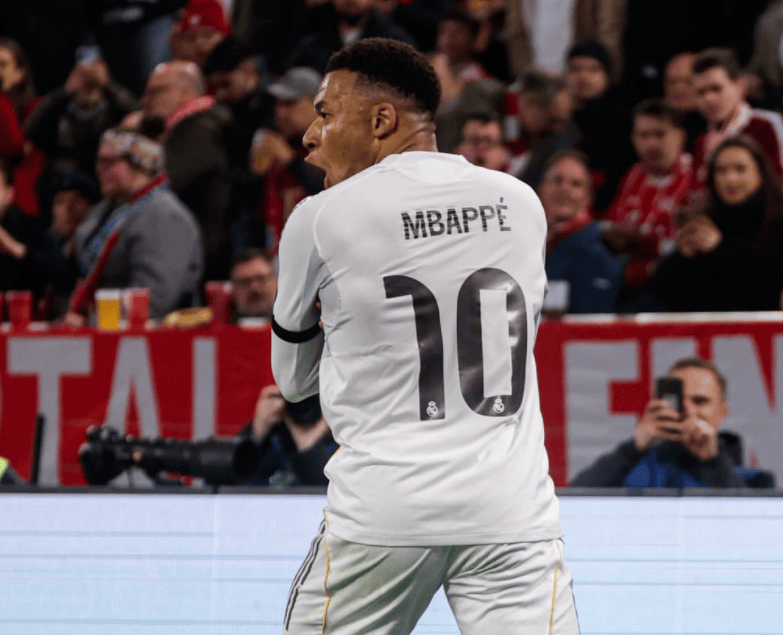 疯狂3-4！红牌，皇马功亏一篑：欧冠惨遭淘汰，拜仁挺进4强